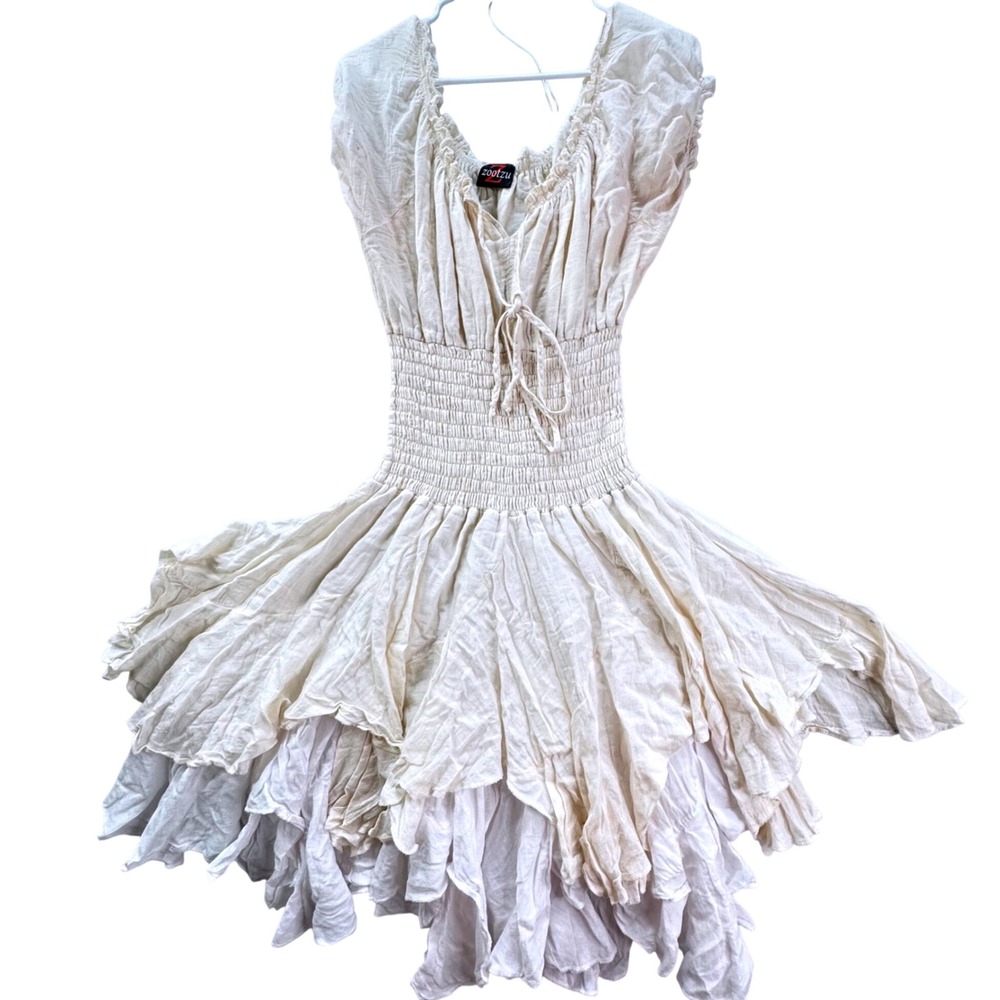 Zootzu Renaissance Dress Womens Medium Cream Smocked Tiered Boho Fairy **Flaw